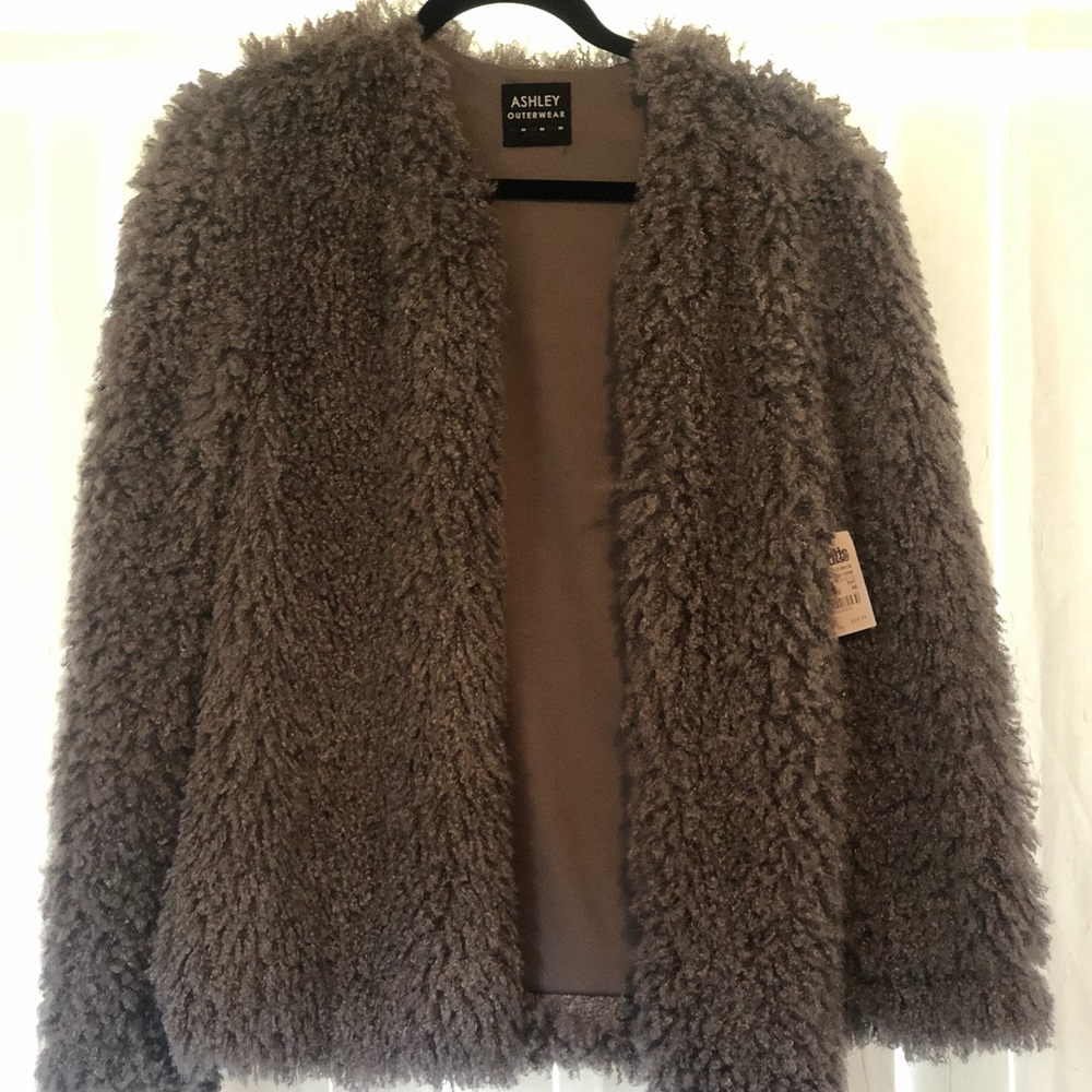 Lightweight gray sweater